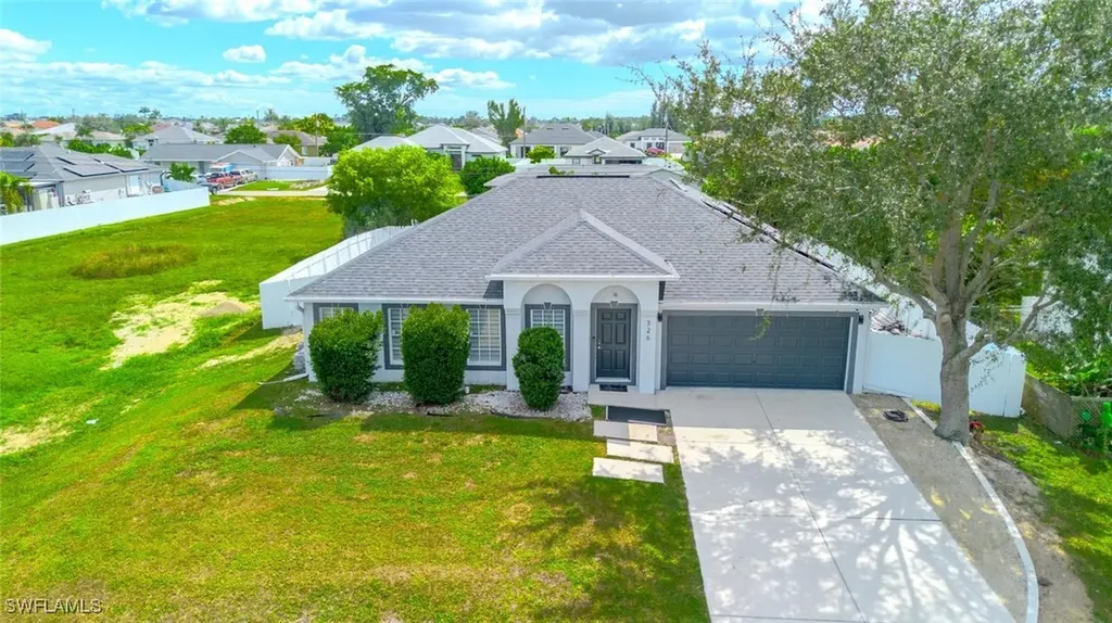 326 NE 10th Terrace Cape Coral FL 33909