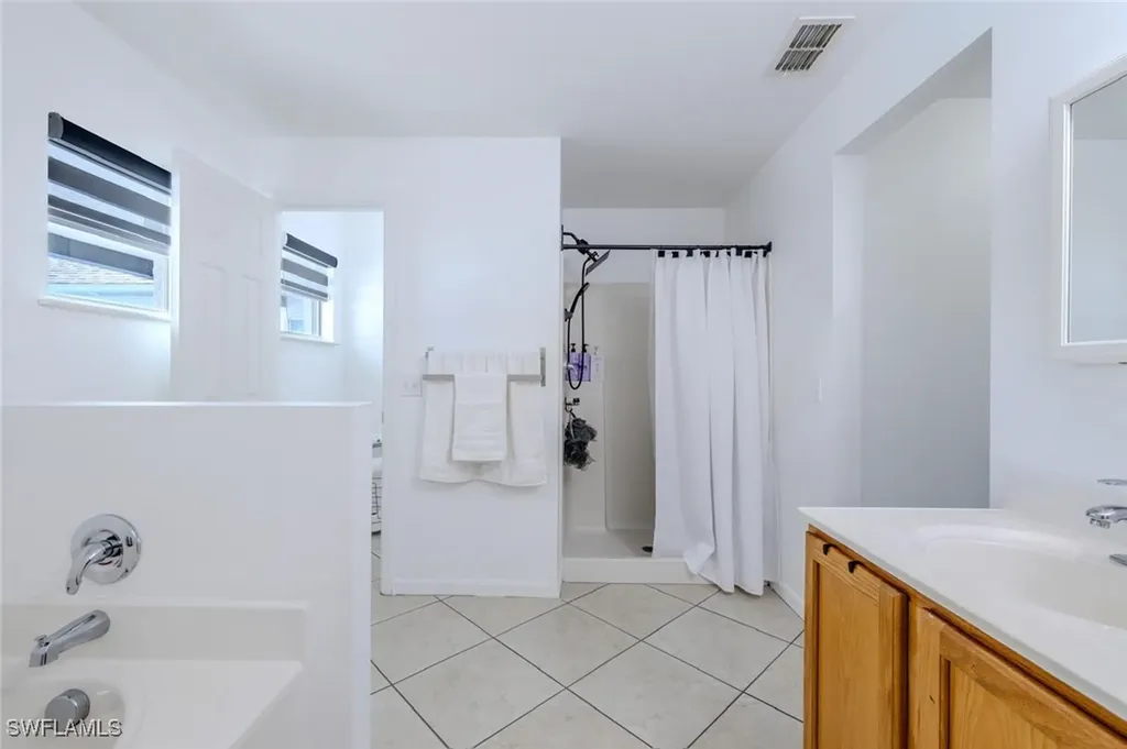 326 NE 10th Terrace Cape Coral FL 33909