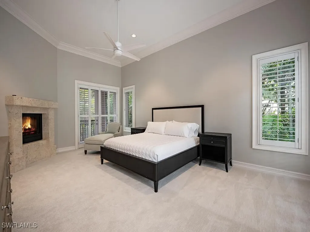 2080 Gordon Drive Naples FL 34102