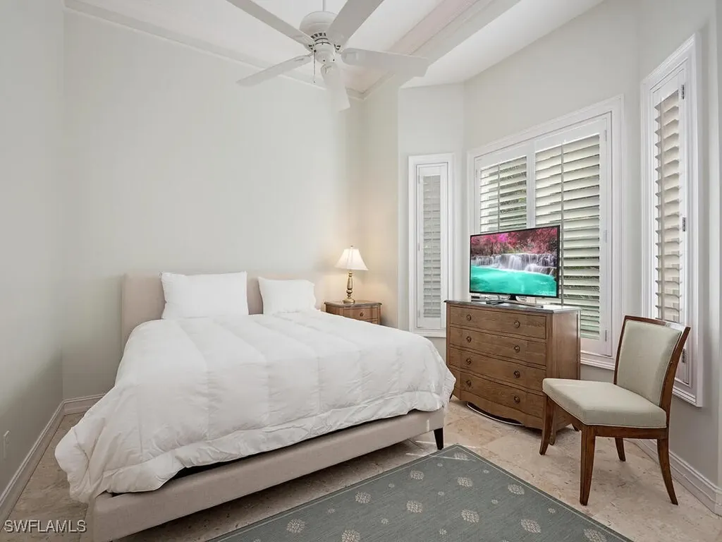 2080 Gordon Drive Naples FL 34102