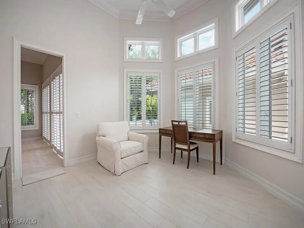 2080 Gordon Drive Naples FL 34102