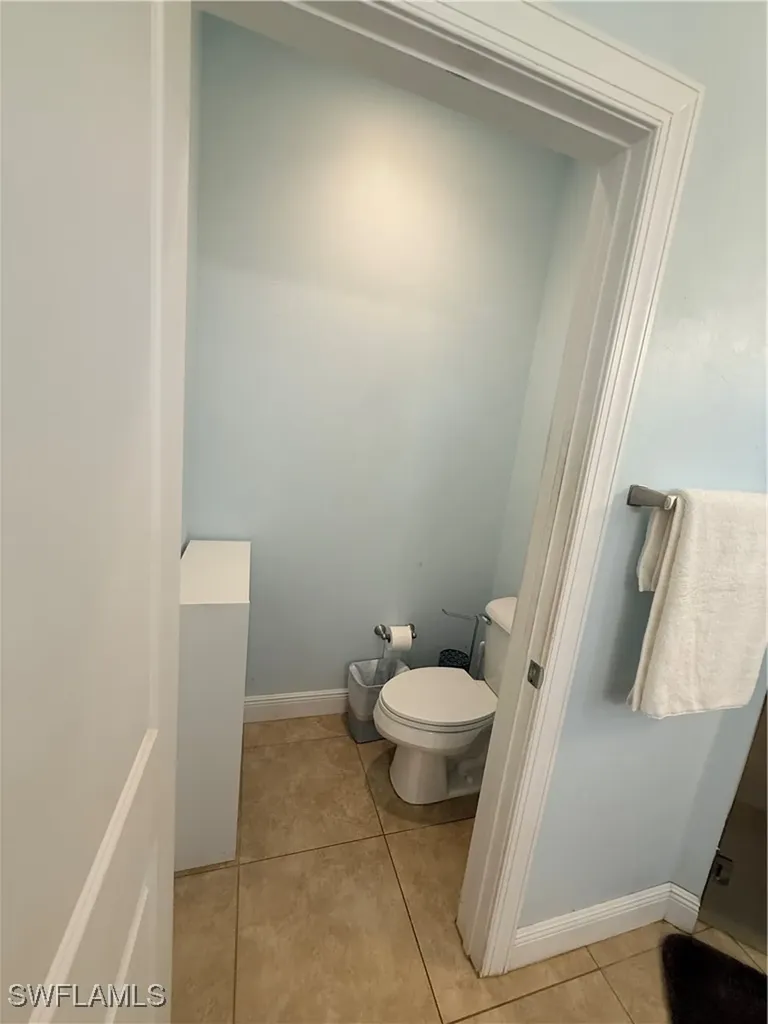 2735 12th Avenue NE Naples FL 34120