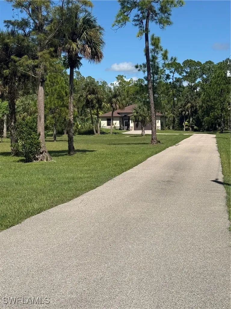 2735 12th Avenue NE Naples FL 34120