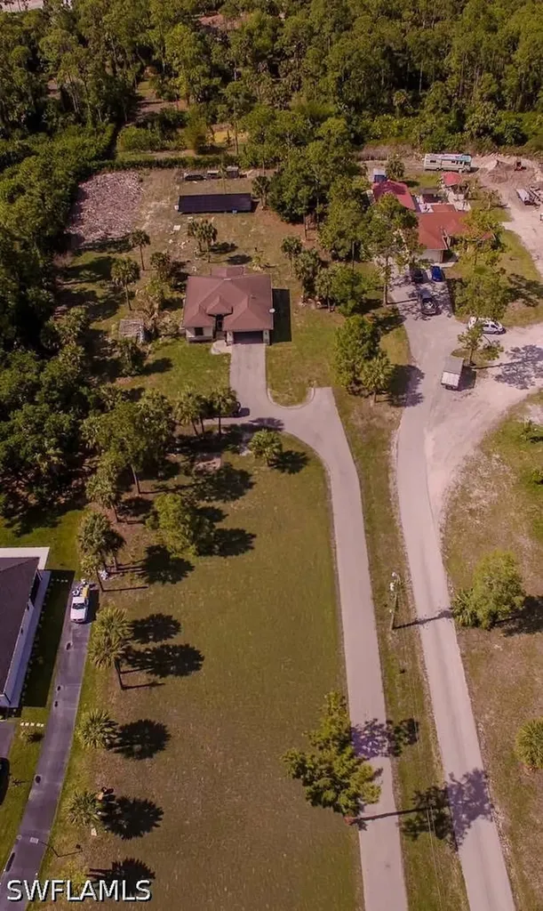 2735 12th Avenue NE Naples FL 34120