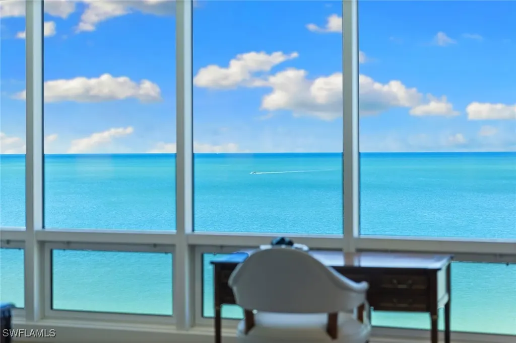 11125 Gulf Shore Drive Naples FL 34108