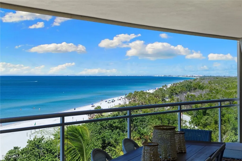 11125 Gulf Shore Drive Naples FL 34108
