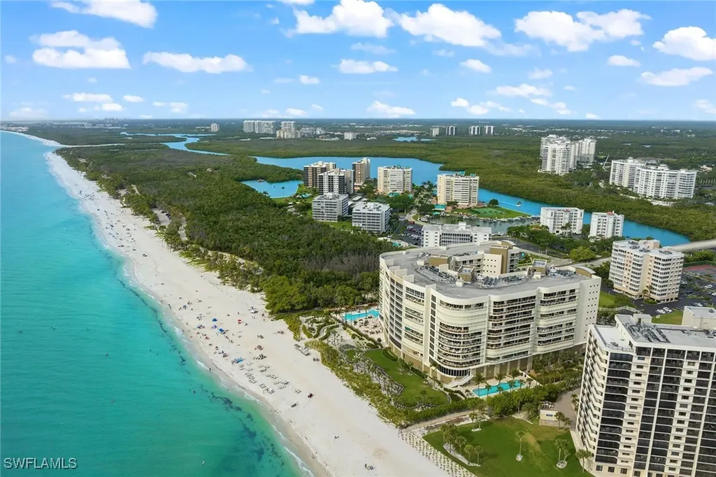 11125 Gulf Shore Drive Naples FL 34108