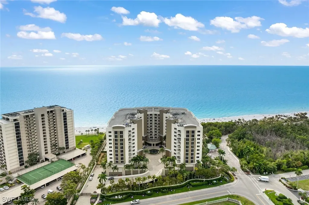 11125 Gulf Shore Drive Naples FL 34108