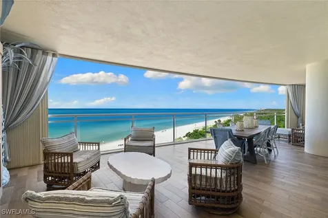 11125 Gulf Shore Drive Naples FL 34108
