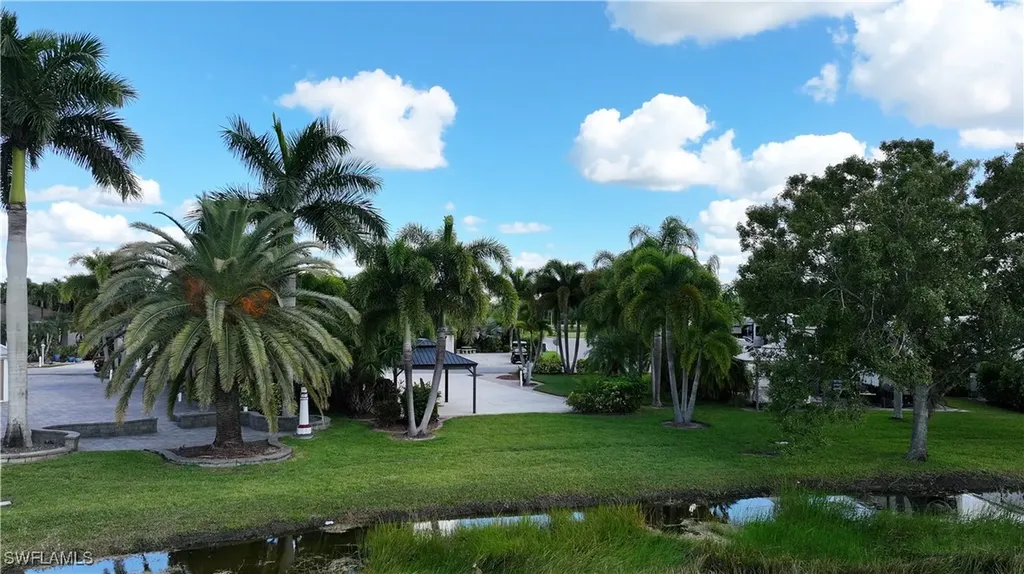 5584 Brightwood Drive Fort Myers FL 33905