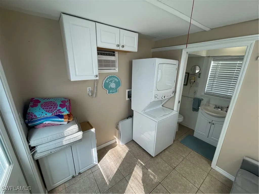 5584 Brightwood Drive Fort Myers FL 33905