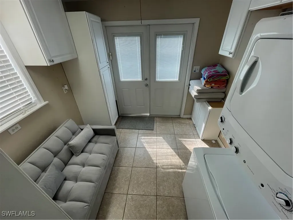 5584 Brightwood Drive Fort Myers FL 33905