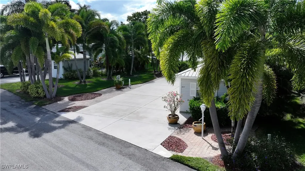 5584 Brightwood Drive Fort Myers FL 33905