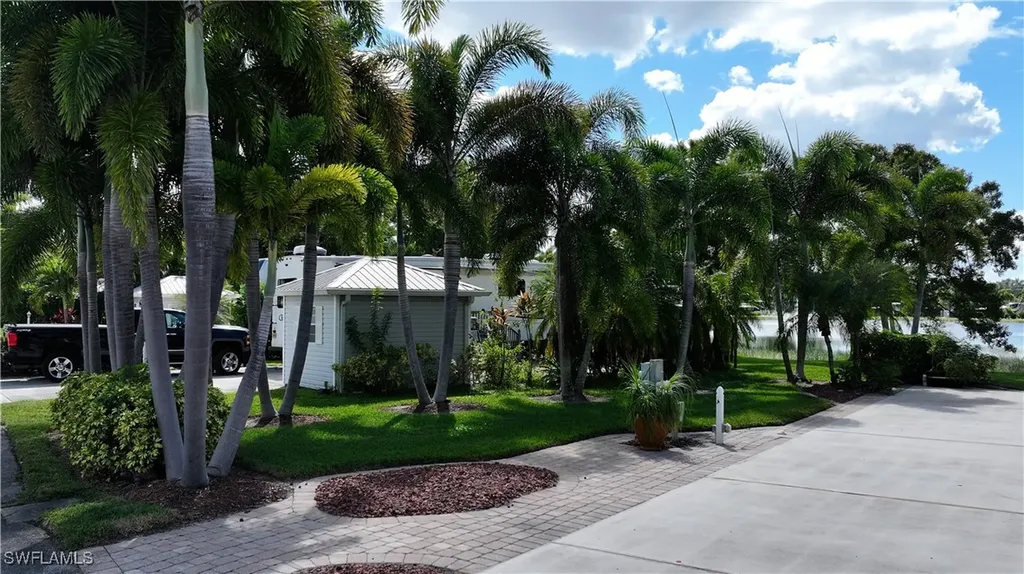 5584 Brightwood Drive Fort Myers FL 33905