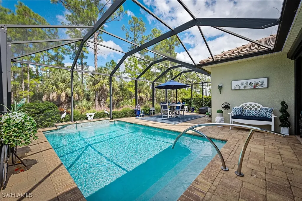 3585 Canopy Circle Naples FL 34120