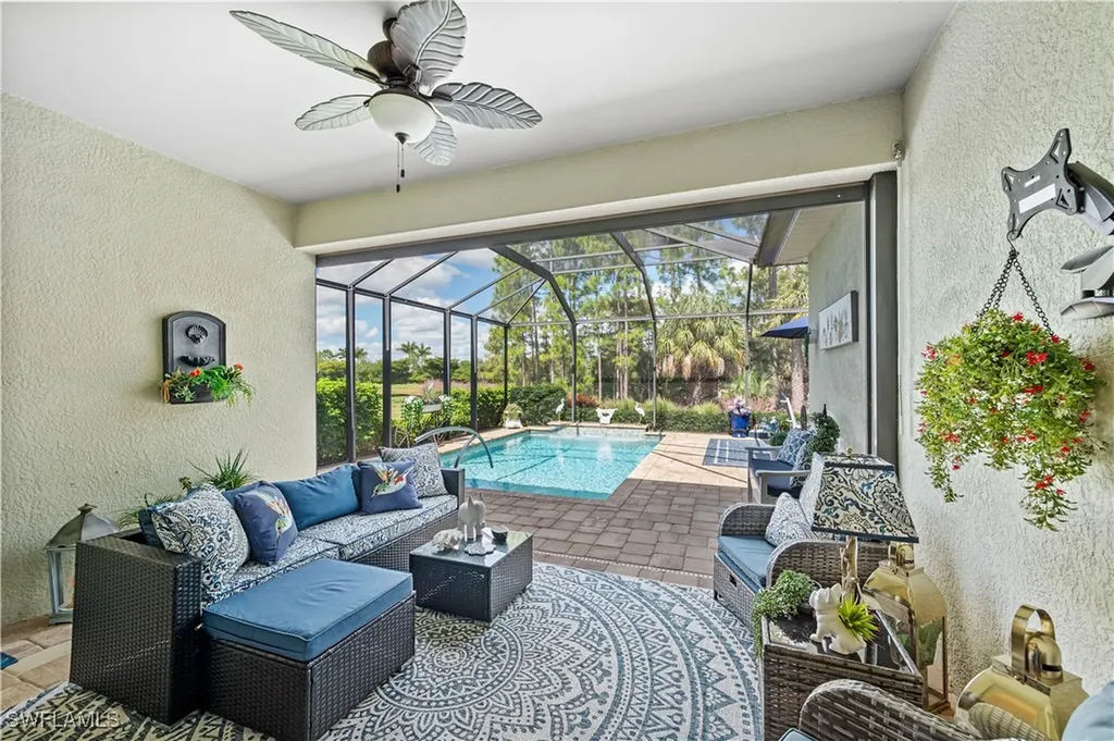 3585 Canopy Circle Naples FL 34120