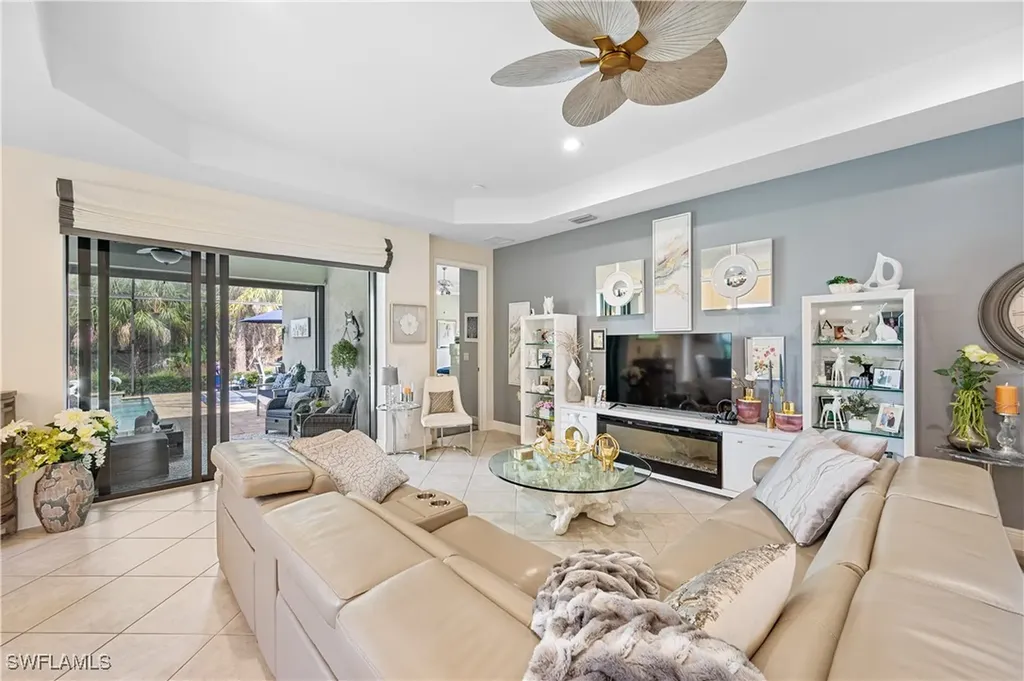 3585 Canopy Circle Naples FL 34120