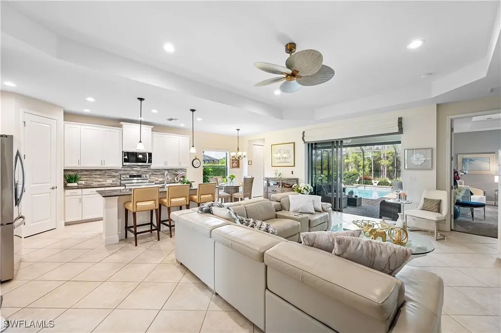 3585 Canopy Circle Naples FL 34120