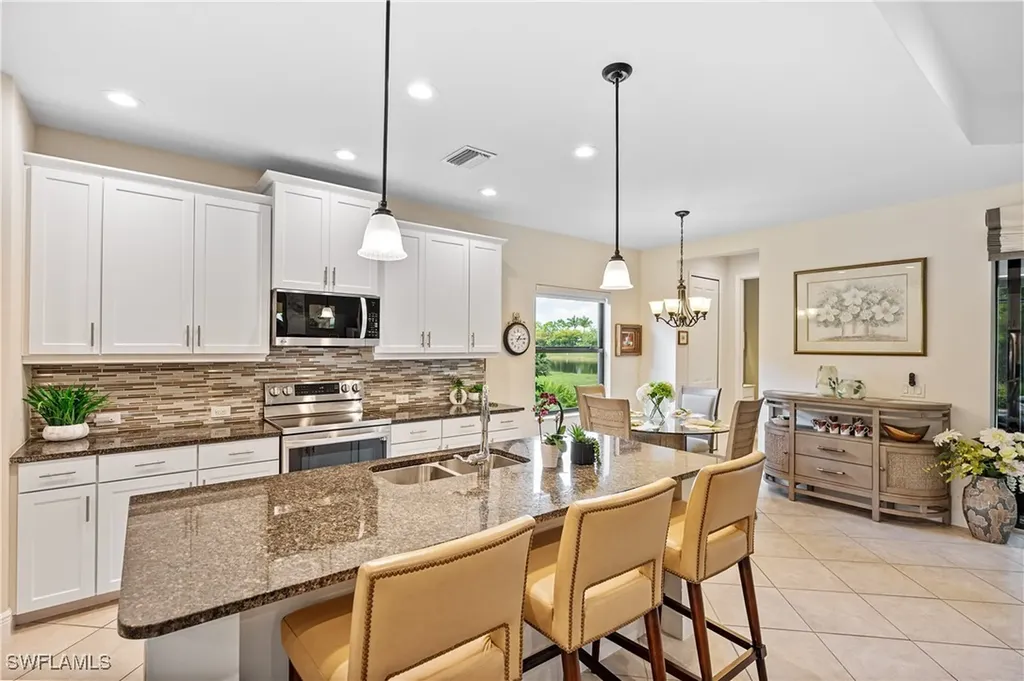 3585 Canopy Circle Naples FL 34120