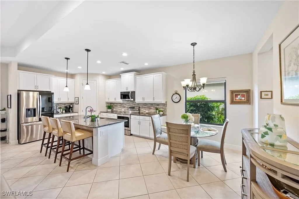 3585 Canopy Circle Naples FL 34120