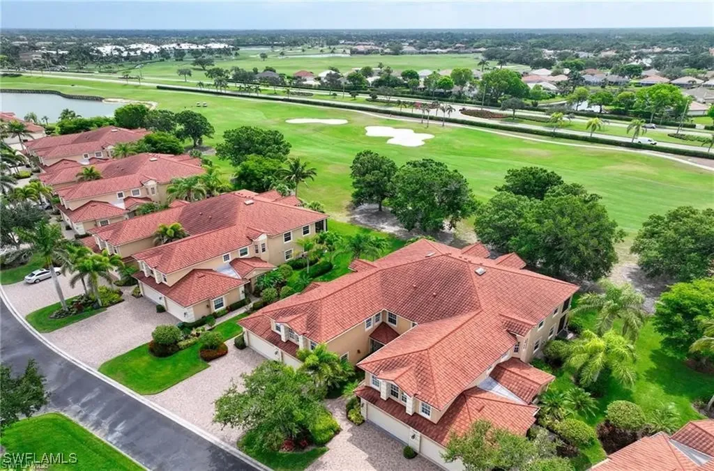 8649 Champions Point Naples FL 34113