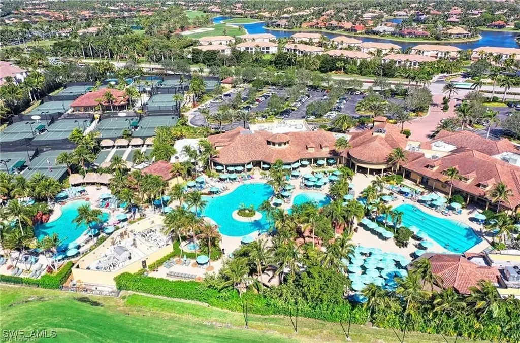 8649 Champions Point Naples FL 34113
