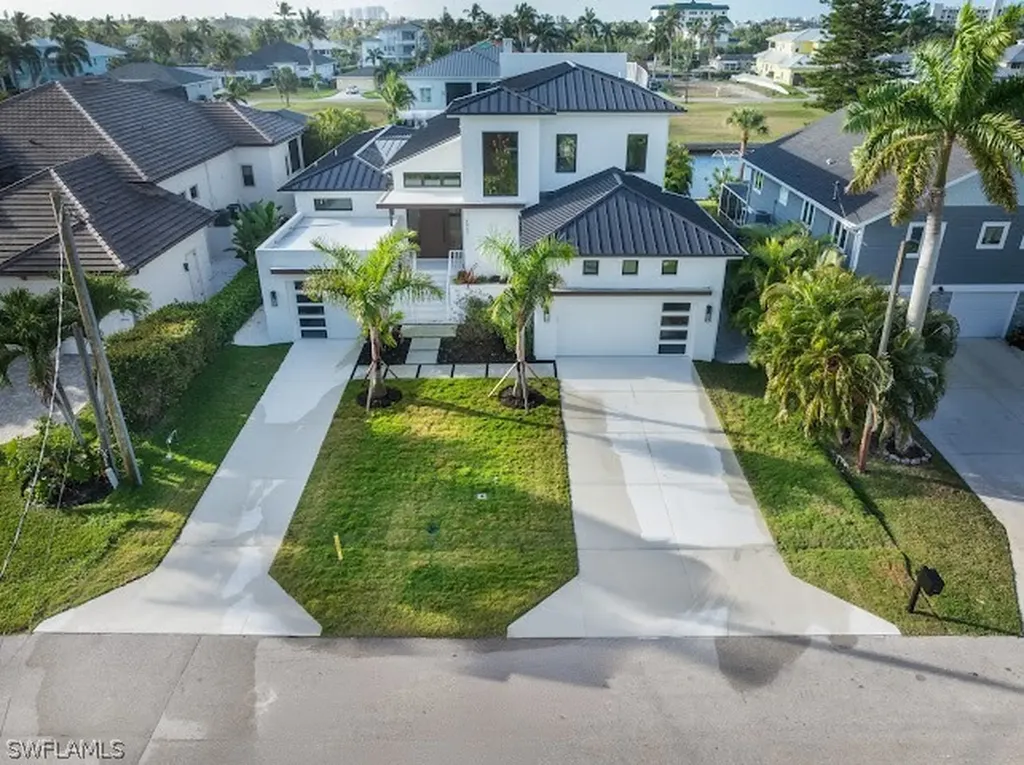 4847 Esplanade Street Bonita Springs FL 34134