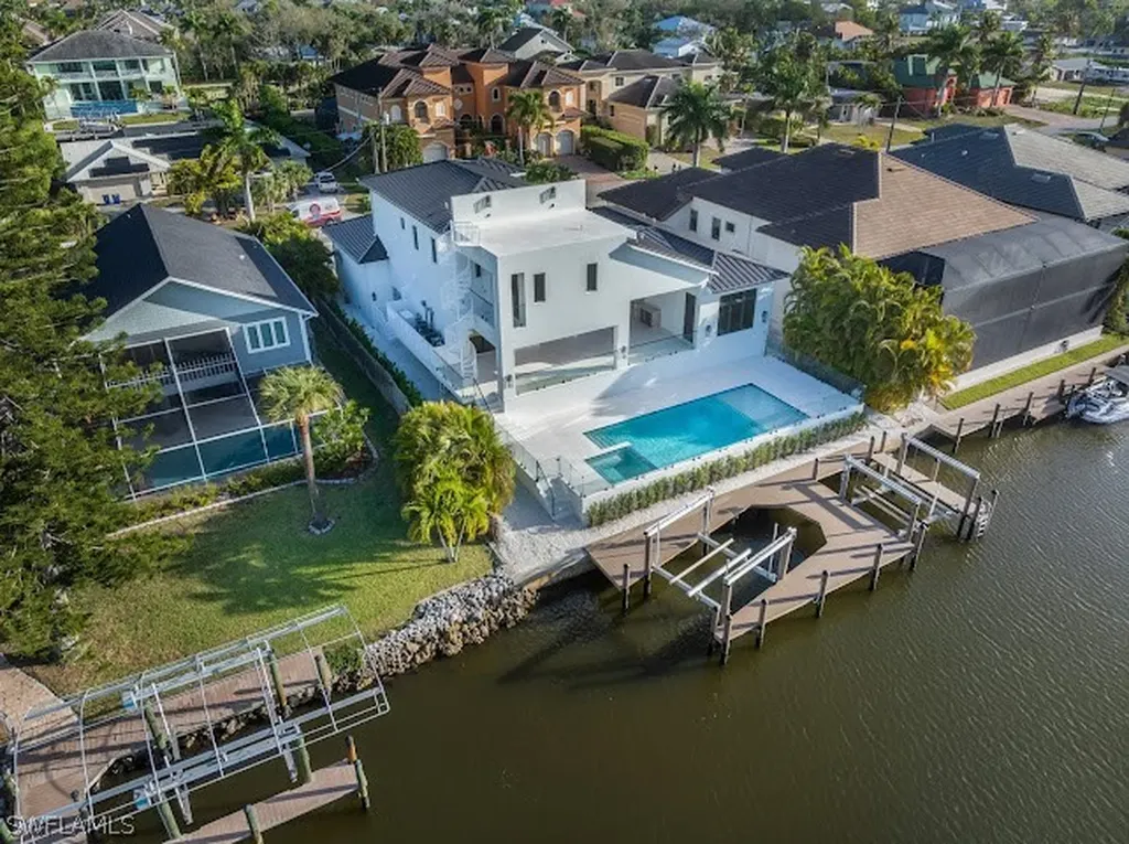 4847 Esplanade Street Bonita Springs FL 34134