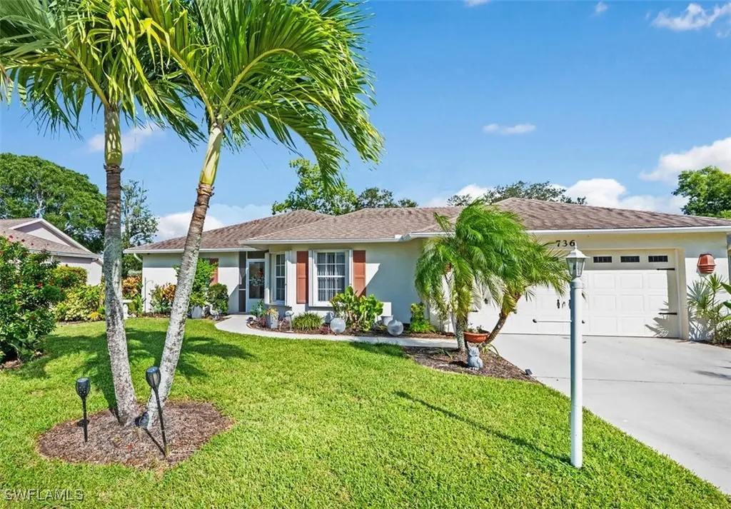 736 Charlemagne Boulevard Naples FL 34112