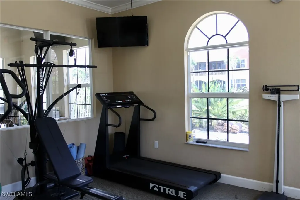 174 Shadroe Cove Circle Cape Coral FL 33991