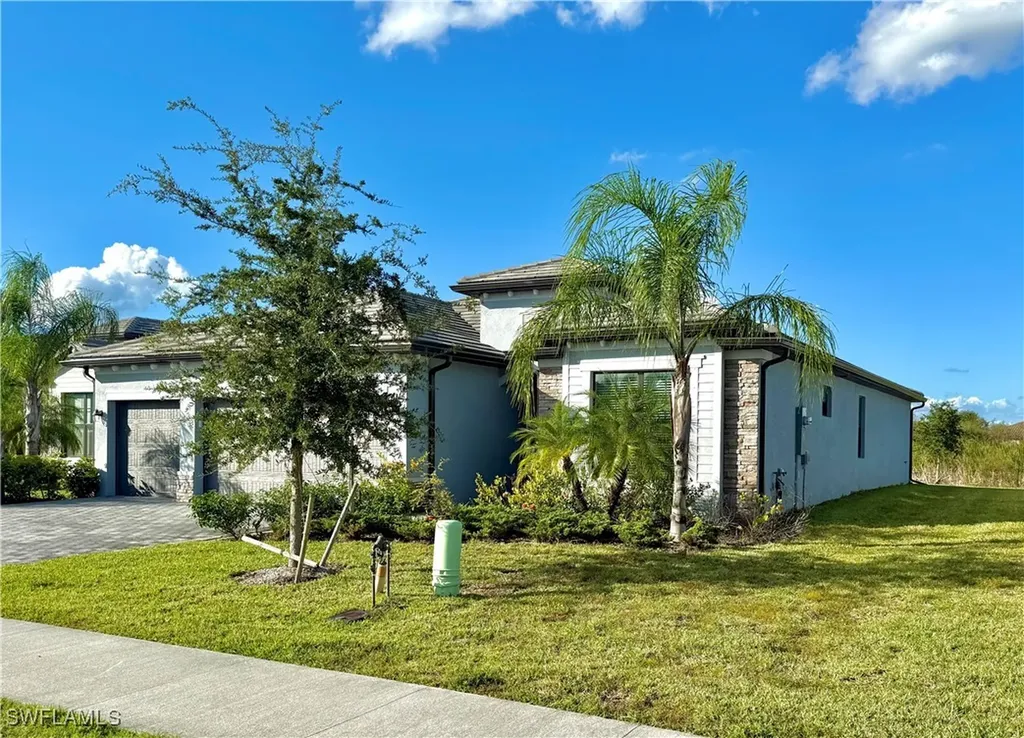 1785 Hagen Court Naples FL 34120