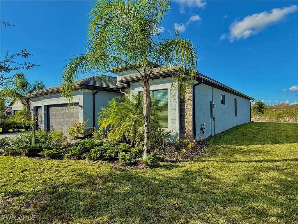 1785 Hagen Court Naples FL 34120