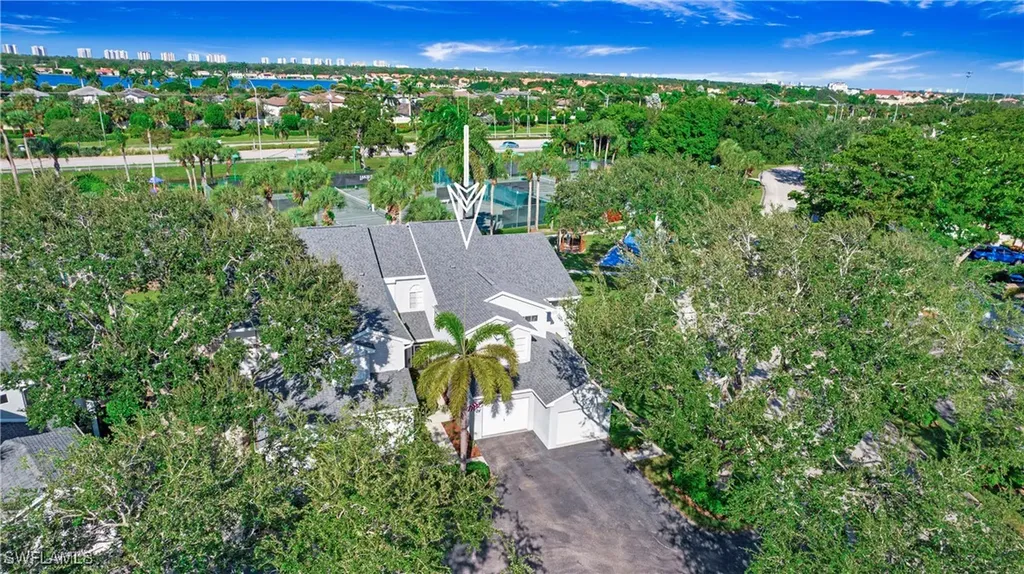 2530 Citrus Lake Drive Naples FL 34109