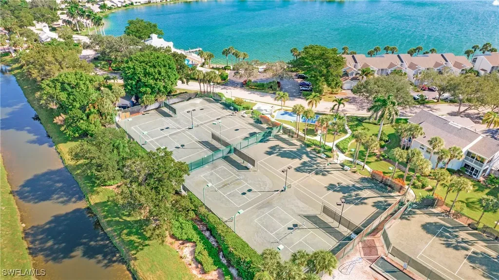 2530 Citrus Lake Drive Naples FL 34109
