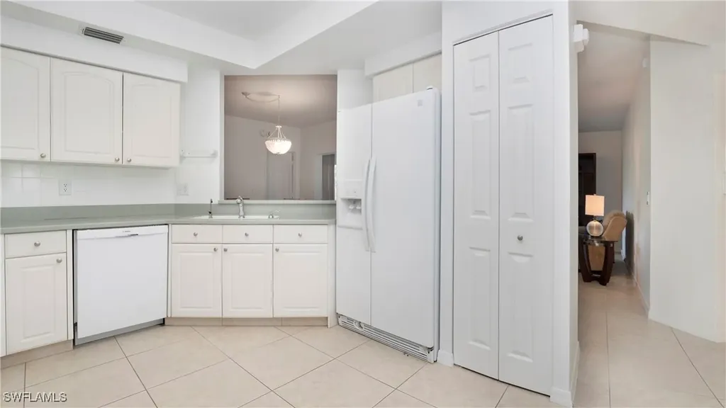 2530 Citrus Lake Drive Naples FL 34109