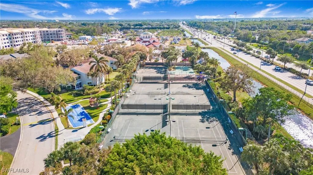 2530 Citrus Lake Drive Naples FL 34109