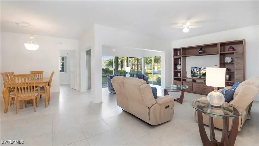 2530 Citrus Lake Drive Naples FL 34109