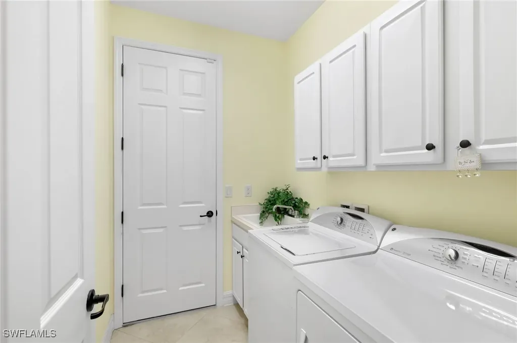 28546 Westmeath Court Bonita Springs FL 34135