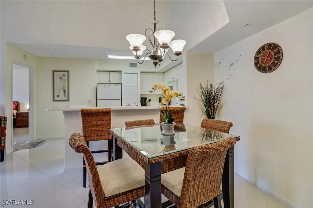 1190 Wildwood Lakes Boulevard Naples FL 34104