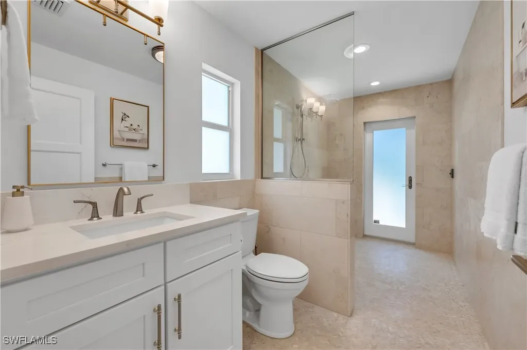 718 Old Trail Drive Naples FL 34103