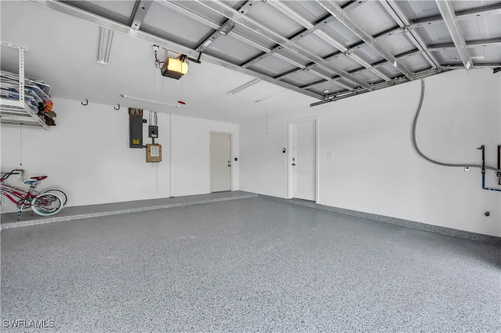 718 Old Trail Drive Naples FL 34103