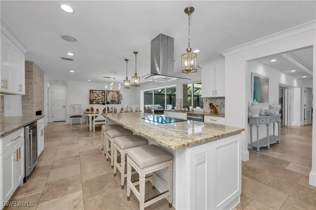 718 Old Trail Drive Naples FL 34103