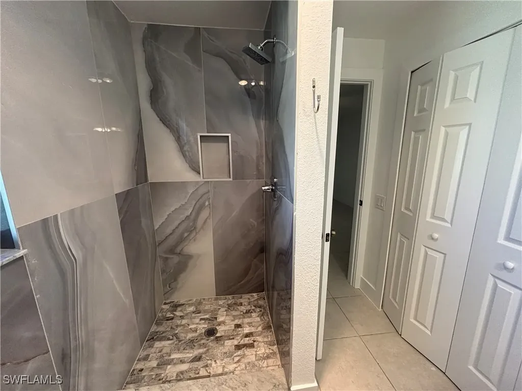 Fort Myers FL 33905