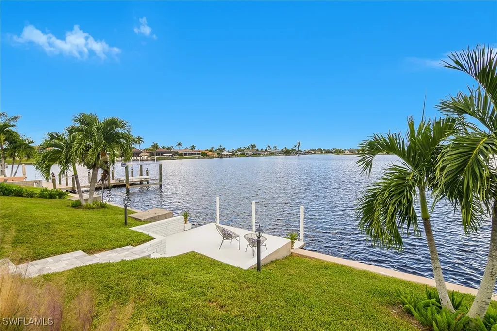 5015 Skyline Boulevard Cape Coral FL 33914