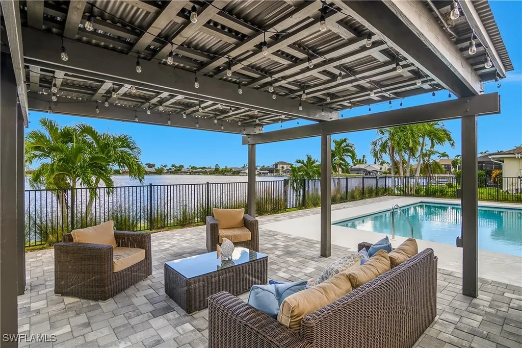 5015 Skyline Boulevard Cape Coral FL 33914