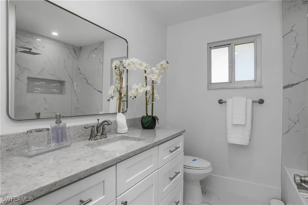 5015 Skyline Boulevard Cape Coral FL 33914