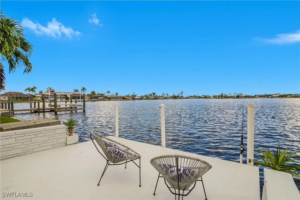 5015 Skyline Boulevard Cape Coral FL 33914