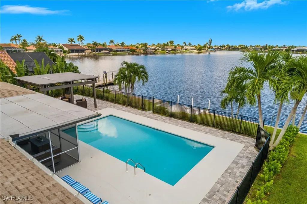 5015 Skyline Boulevard Cape Coral FL 33914
