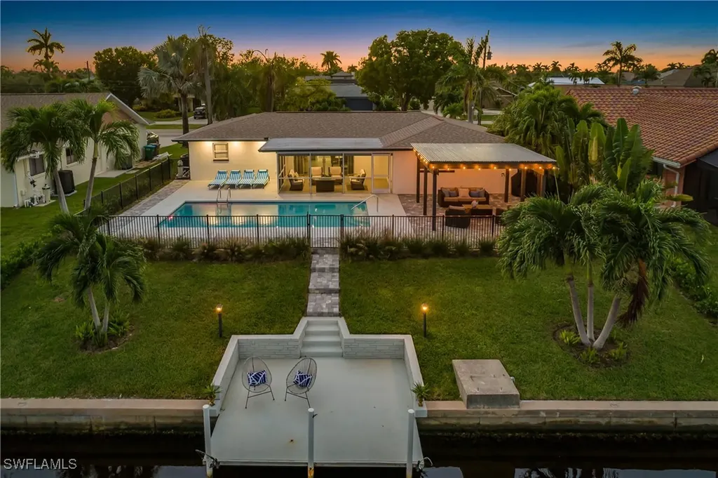 5015 Skyline Boulevard Cape Coral FL 33914
