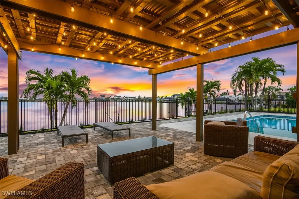 5015 Skyline Boulevard Cape Coral FL 33914
